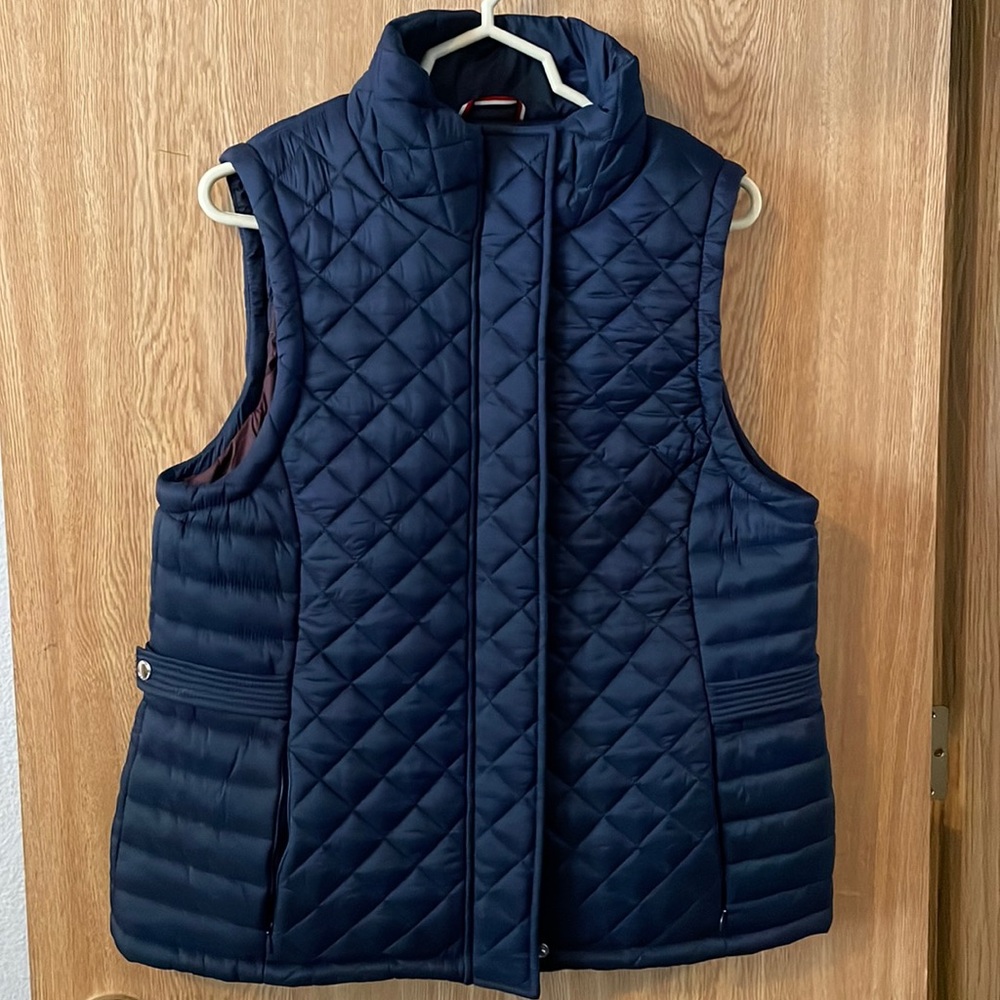 Quilted vest-TommyHilfiger-Size Large